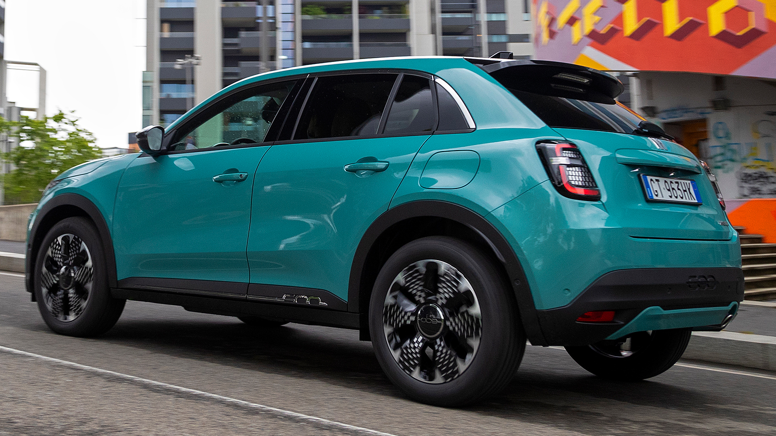 Στην Ελλάδα από 23.390 ευρώ το Fiat 600 Hybrid